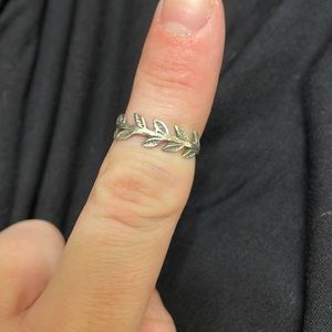 Sterling Silver Leaf Ring